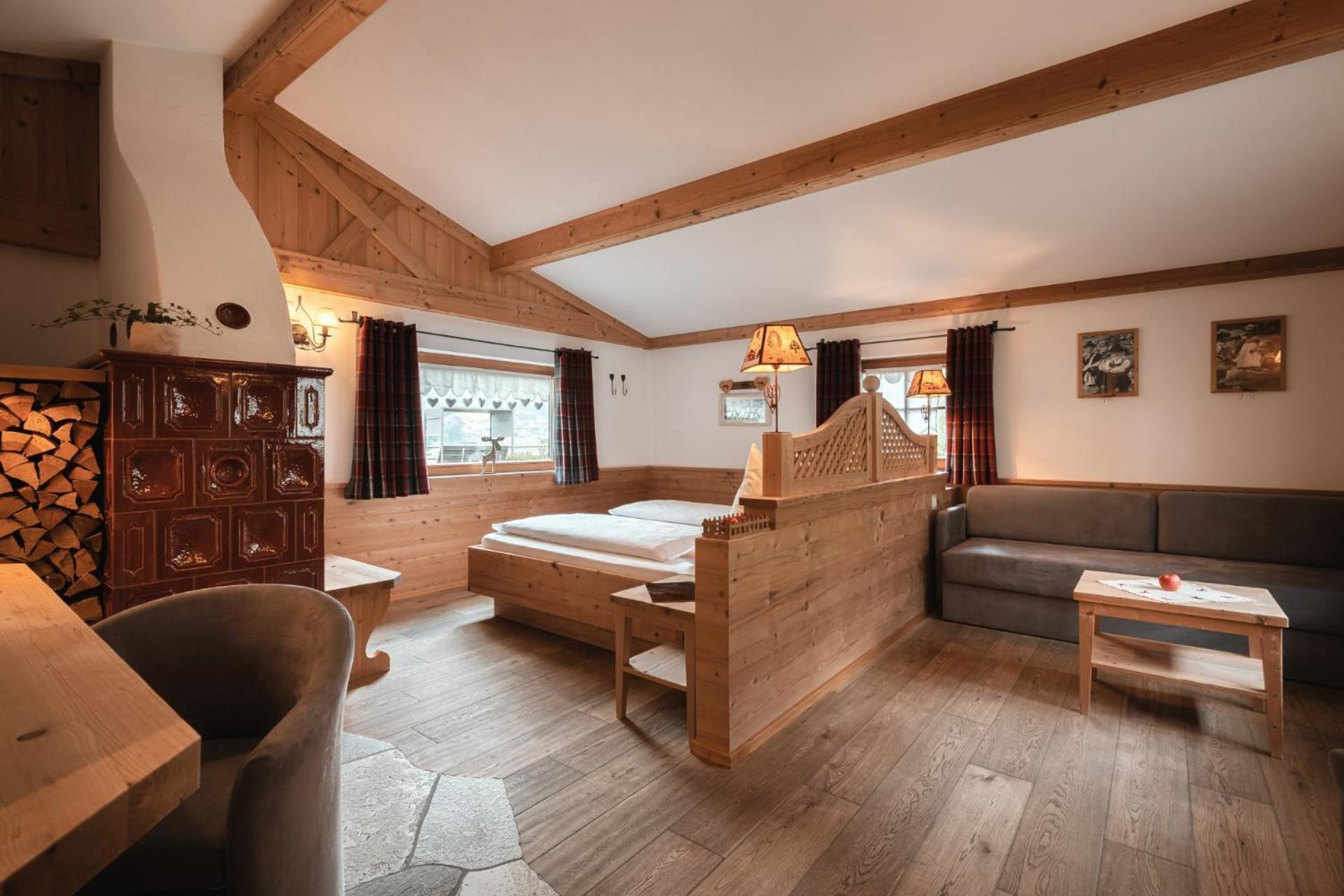 ホテル Rainell Dolomites Retreat オルティゼーイ 部屋 写真