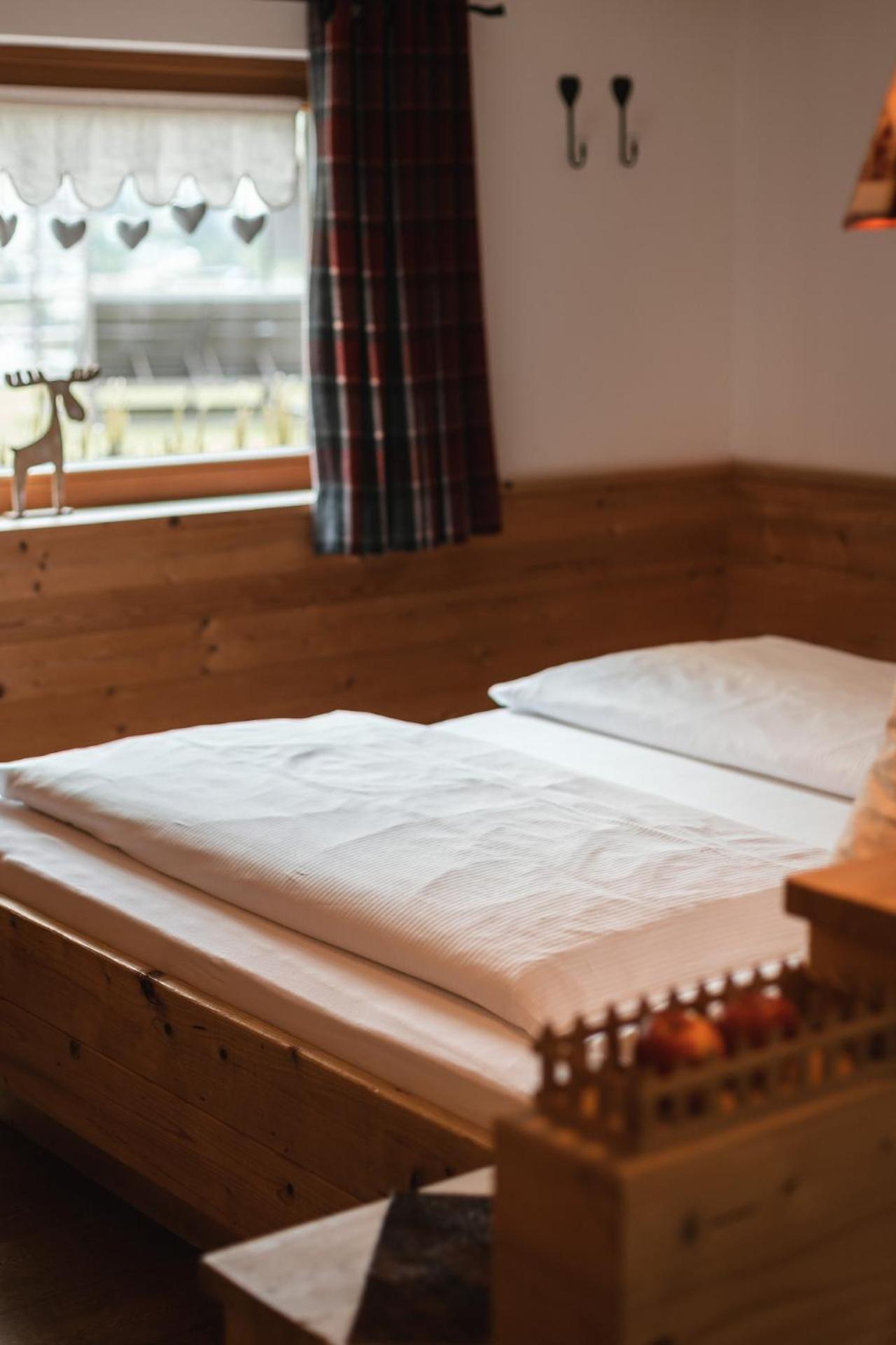 ホテル Rainell Dolomites Retreat オルティゼーイ 部屋 写真
