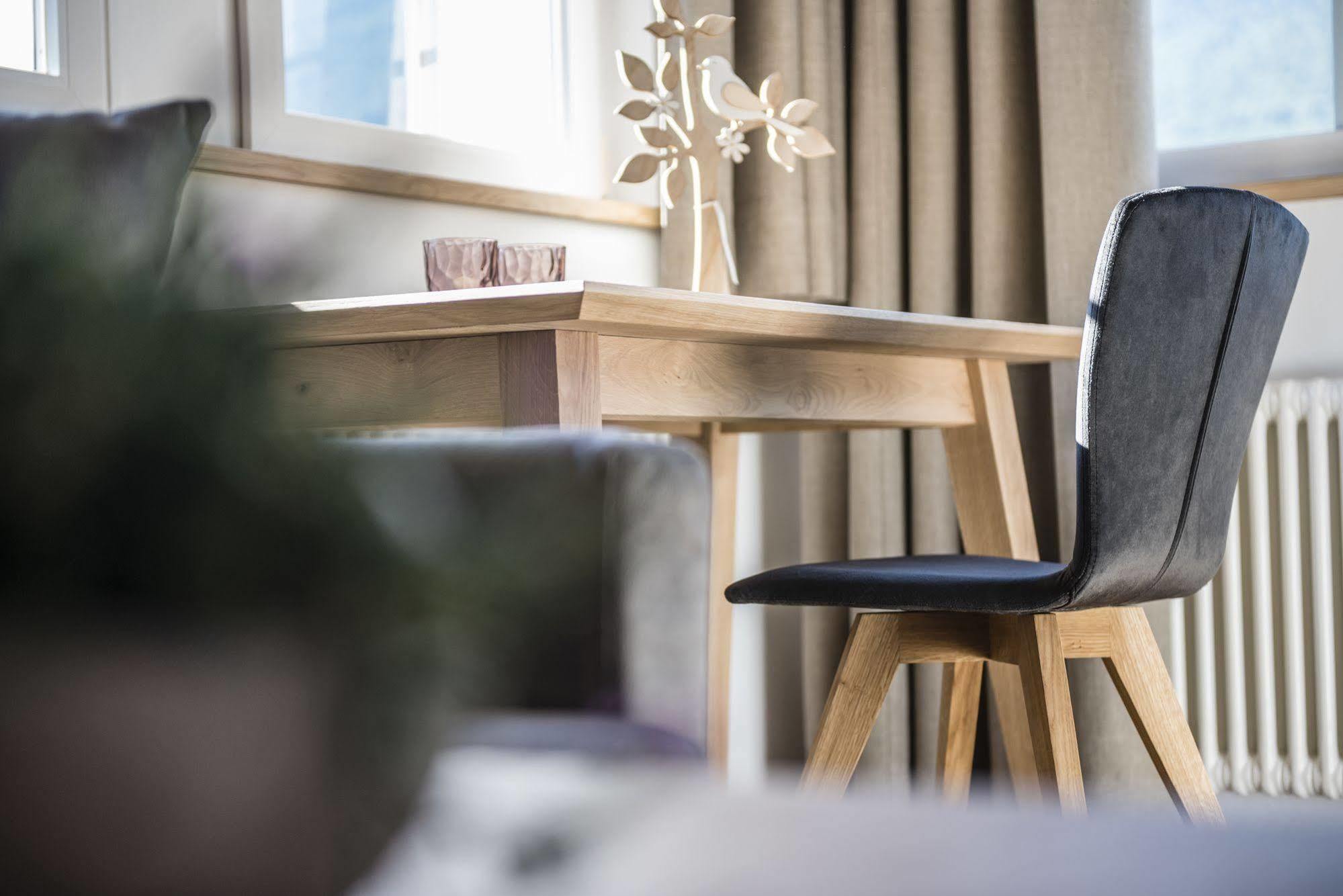 ホテル Rainell Dolomites Retreat オルティゼーイ エクステリア 写真